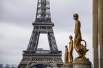 “Visitar París ahora es excepcional, pues claramente no tenemos muchos visitantes y no esperamos que este verano esté al mismo nivel que el previo”, dijo Corinne Menegaux, directora de la Oficina de Negocios y Turismo de París.