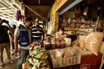 Piden evitar salir a 'pasear' en comercios que han reabierto en Torreón