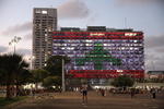 Ayuntamiento de Tel Aviv se ilumina en solidaridad con bandera de Líbano