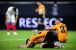 Raúl Jiménez y los Wolves son eliminados de la Europa League por el Sevilla
