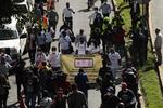 Protestan padres de niños con cáncer en La Raza por desabasto de medicamento