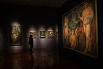 La primera sección es Después de Cézanne, e incluye obras de André Derain, Moïse Kisling, Suzanne Valadon, René Durey y Henri Hayden.