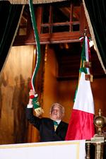 En plena pandemia, encabeza López Obrador Grito de Independencia desde Palacio Nacional