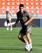 Antes, el atacante uruguayo jugó en el Groninguen (2006-07), el Ajax (de 2007-08 a 2010-11) y el Liverpool (2011-12 a 2013-14). Ahora lo hará en el Atlético de Madrid, con el que esta misma tarde se entrenará por primera vez.