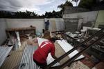 Hundimiento destruye más de 30 casas en Costa Rica