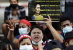 Protestan contra el golpe militar en Myanmar