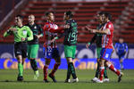 Nicolás Ibañez le dio la victoria al Atlético