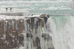 Las Cataratas del Niágara sorprenden al verse congeladas por las bajas temperaturas 