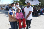 Caos en último día de vacunación antiCOVID para adultos mayores de Torreón