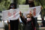 Protestan en la Embajada de Colombia en México contra la represión del gobierno