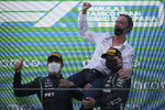 Gana Hamilton el Gran Premio de España; 'Checo' Pérez finaliza en quinto lugar