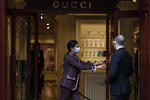Gucci celebra 100 años con exposición
