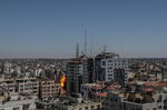 Los ocupantes recibieron una orden de desalojo antes de producirse el ataque. Se trata de la quinta alta torre que la aviación israelí bombardea en la actual escalada bélica con las milicias de Gaza.