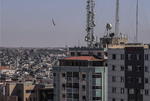 Los ocupantes recibieron una orden de desalojo antes de producirse el ataque. Se trata de la quinta alta torre que la aviación israelí bombardea en la actual escalada bélica con las milicias de Gaza.