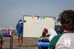 Alumnos de Veracruz retoman clases en la playa