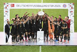 Bayern de Múnich recibe título de la Bundesliga
