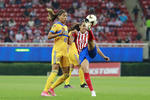 Duelo Chivas vs Tigres Femenil en Final de ida