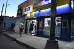 Presentan expendios de Torreón afluencia a horas de entrada en vigor de 'Ley Seca'