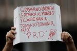 Jóvenes protestan contra corrupción en Panamá