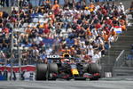 Max Verstappen gana el GP de Austria; aumenta ventaja en campeonato