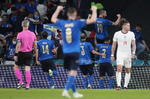 Final - Italy vs England

London (United Kingdom), 11/07/2021.- Leonardo Bonucci (R, top) of Italy celebrates after scoring his team's first goal during the UEFA EURO 2020 final between Italy and England in London, Britain, 11 July 2021. (Italia, Reino Unido, Londres) EFE/EPA/Frank Augstein / POOL (RESTRICTIONS: For editorial news reporting purposes only. Images must appear as still images and must not emulate match action video footage. Photographs published in online publications shall have an interval of at least 20 seconds between the posting.)
DEP Fútbol LONDON BRITAIN SOCCER UEFA EURO 2020 United Kingdom