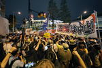 Repuntes de COVID en Tokio desatan protestas en inauguración de los Juegos Olímpicos