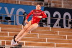 Alexa Moreno acaricia la medalla con histórico cuarto lugar en salto de caballo
