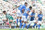 Con gol de Diego Valdés, Santos Laguna rescata el empate ante Cruz Azul