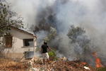 Viento empeora incendios en Grecia que ya han dejado un muerto