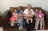 22082021 Sra. Guillermina Rodríguez con sus bisnietos Camila, Pamela, Nikolat, Santiago, Omar y Jocabet., Mundo Infantil | August 2021