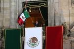 Presidente López Obrador encabeza Grito de Independencia desde Palacio Nacional