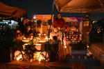 Panteón Guadalupe en Monclova se llena de luz en Día de Muertos