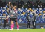 Tras perder a 'Chucky' Lozano, Napoli derrota al Leicester City y avanza en Liga Europa