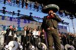 Vicente Fernández, 'El Charro de Huentitán', fallece a los 81 años