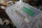 Centros de votación abren en Chile para segunda vuelta presidencial