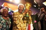 Arzobispo Desmond Tutu, líder contra apartheid en Sudáfrica y Nobel de la Paz, muere a los 90 años