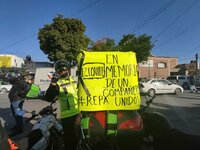 Repartidores de comida rápida en Torreón organizan caravana en memoria de Ezequiel, motociclista arrollado