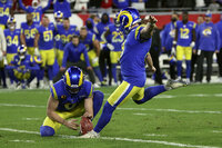 Los Angeles Rams' Matt Gay kicks the game-wining field goal against the Tampa Bay Buccaneers during the second half of an NFL divisional round playoff football game Sunday, Jan. 23, 2022, in Tampa, Fla. (AP Photo/Mark LoMoglio)