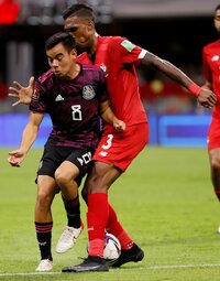 Con gol de Raúl Jiménez, México vence a Panamá