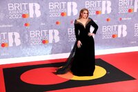 London (United Kingdom), 08/02/2022.- Adele arrives for the 42nd Brit Awards ceremony at The O2 Arena in London, Britain, 08 February 2022. The annual pop music awards are presented by the British Phonographic Industry (BPI). (Reino Unido, Londres) EFE/EPA/VICKIE FLORES