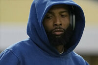 Cincinnati Bengals wide receiver Tee Higgins warms up before the NFL Super Bowl 56 football game against the Los Angeles Rams, Sunday, Feb. 13, 2022, in Inglewood, Calif. (AP Photo/Marcio Jose Sanchez)