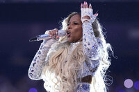 Mary J. Blige performs during halftime of the NFL Super Bowl 56 football game between the Los Angeles Rams and the Cincinnati Bengals Sunday, Feb. 13, 2022, in Inglewood, Calif. (AP Photo/Lynne Sladky)