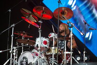 Taylor Hawkins, baterista de banda Foo Fighters, fallece a los 50 años