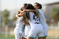 Alexa Ostos Sanchez #59 Defensa Santos