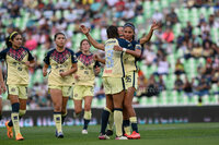 Karen Luna #26, Defensa, America