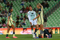 Mariela Jiménez #30, Delantera, Santos
Renata Masciarelli #1, Portera, America