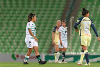 Paulina Peña #44, Media, Santos