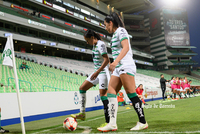 Lucero Lara #5, Defensa, Santos