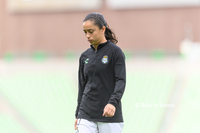 Katia Estrada #14, Defensa, Santos