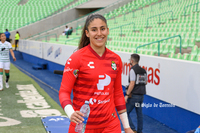 Marianne Martínez #17, Media, Santos